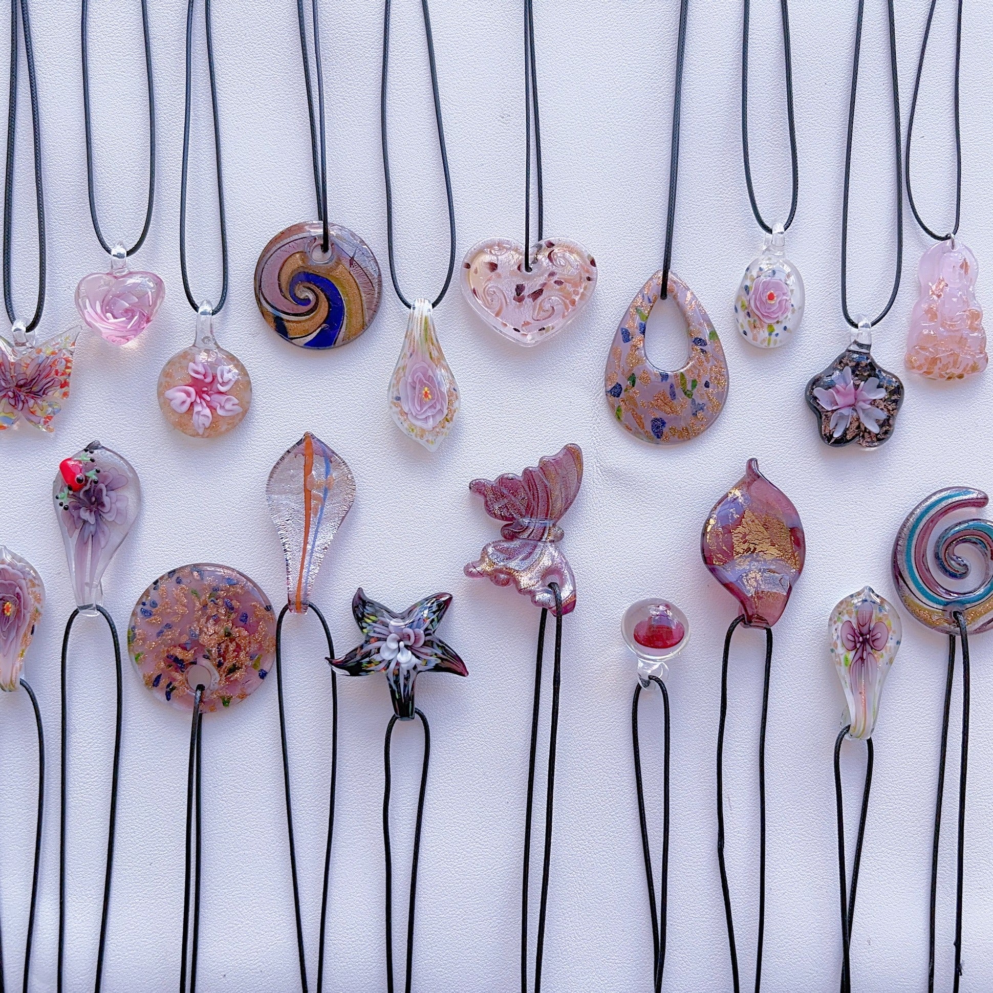 K7 unique pink and purple colored necklace vintage glass necklace glass pendant with a sense of design; minority pendant pendant.