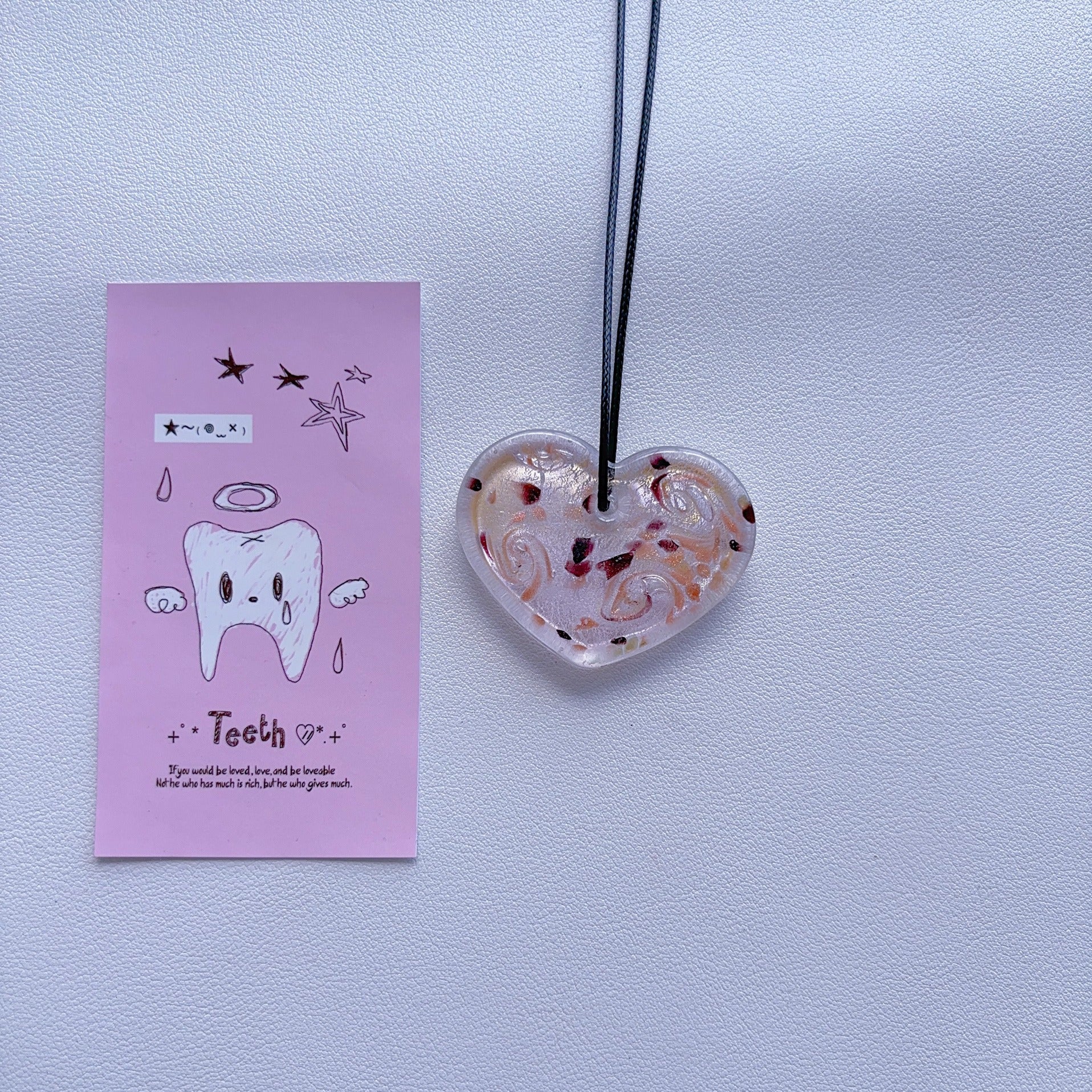 K7 unique pink and purple colored necklace vintage glass necklace glass pendant with a sense of design; minority pendant pendant.