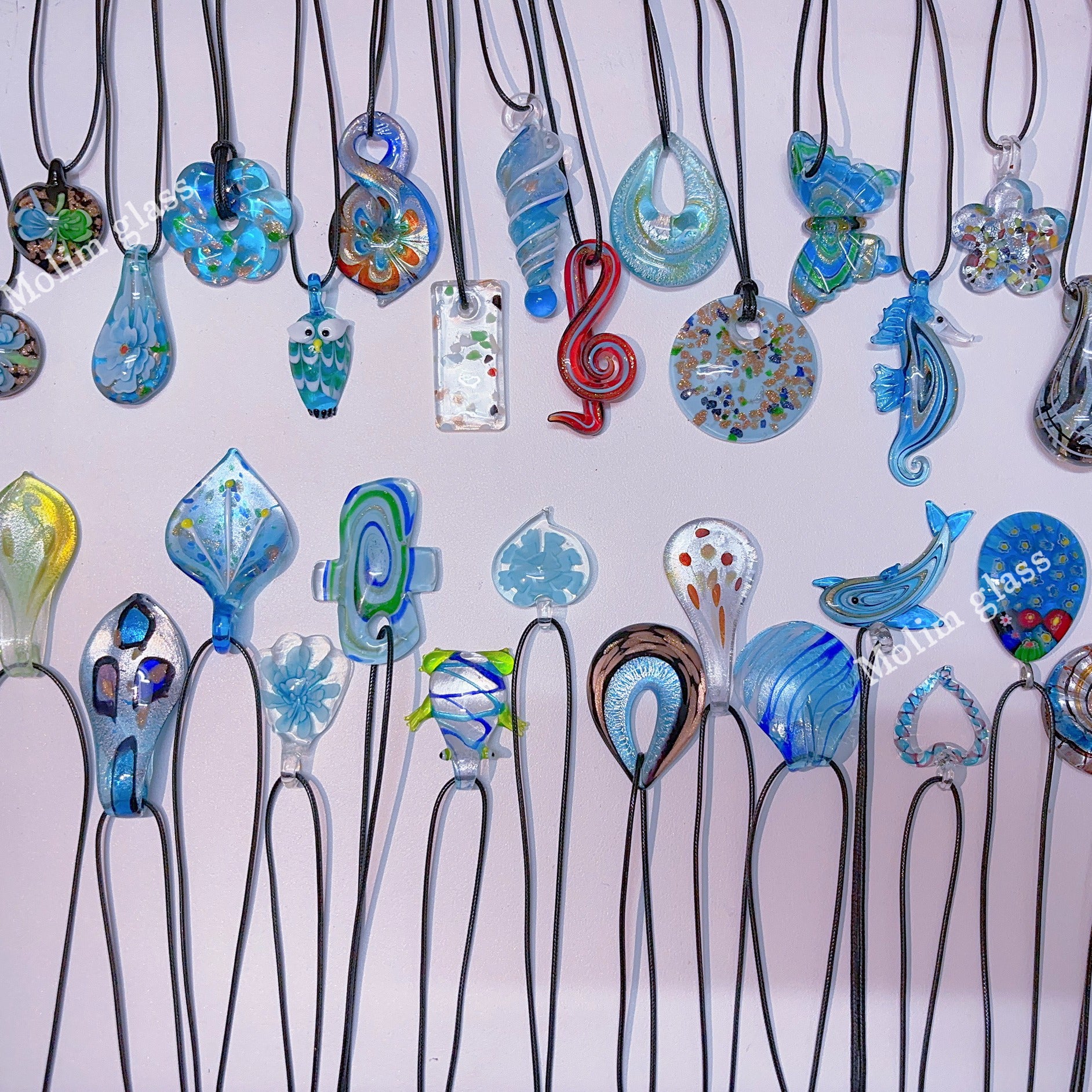 Island style blue glass pendant necklace, vintage nostalgic colorful art necklace, ins style niche design, one of a kind.