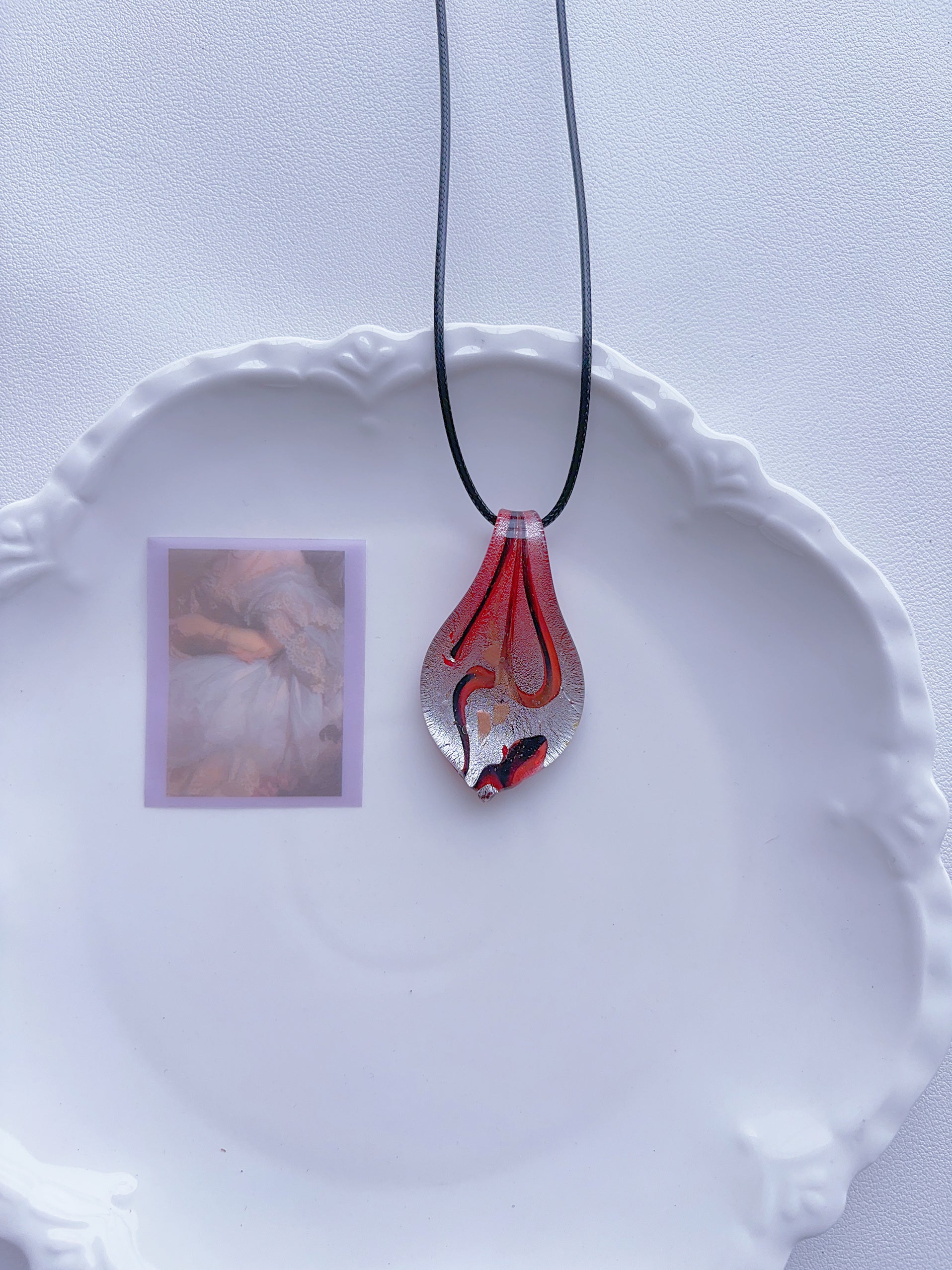 K4 new glass pendant glass necklace hand-made colorful versatile non-collision minority ins style non-fading necklace