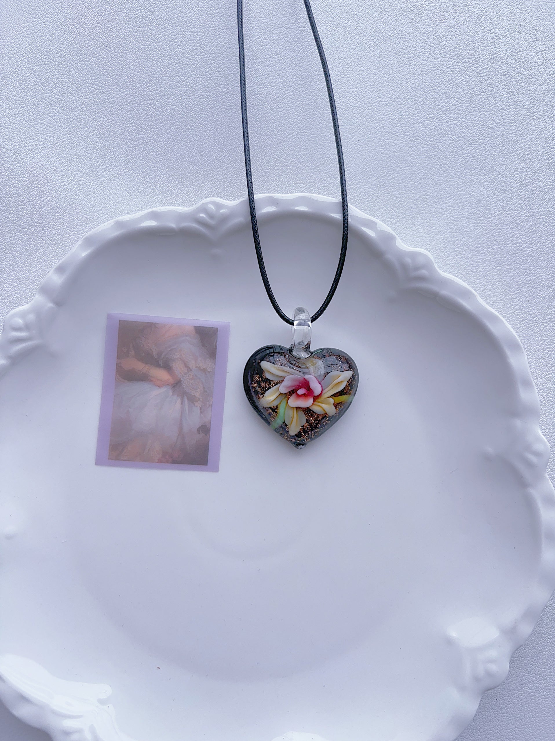 K4 new glass pendant glass necklace hand-made colorful versatile non-collision minority ins style non-fading necklace