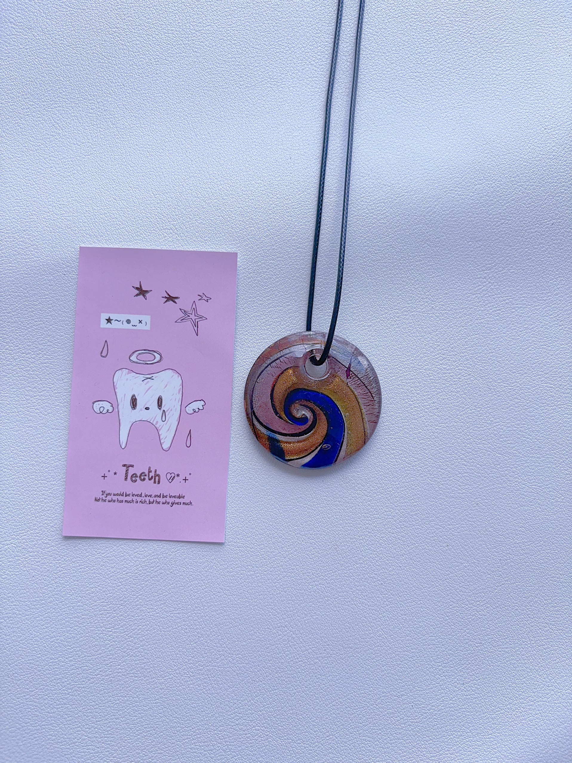 K7 unique pink and purple colored necklace vintage glass necklace glass pendant with a sense of design; minority pendant pendant.