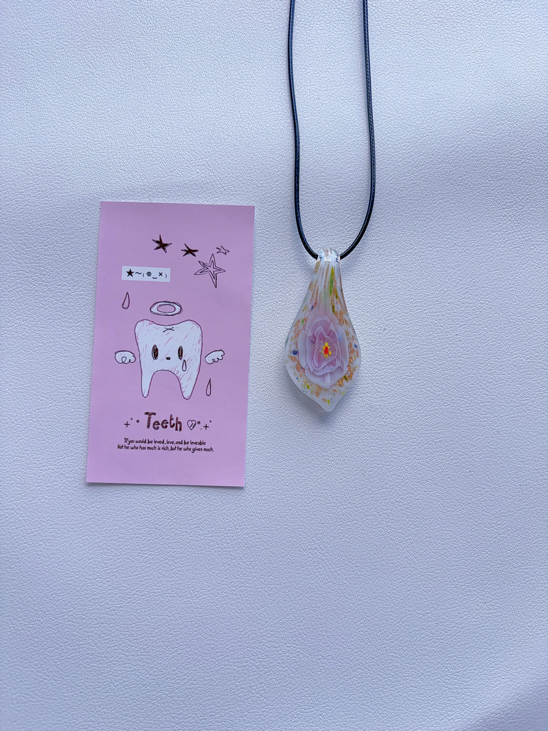 K7 unique pink and purple colored necklace vintage glass necklace glass pendant with a sense of design; minority pendant pendant.