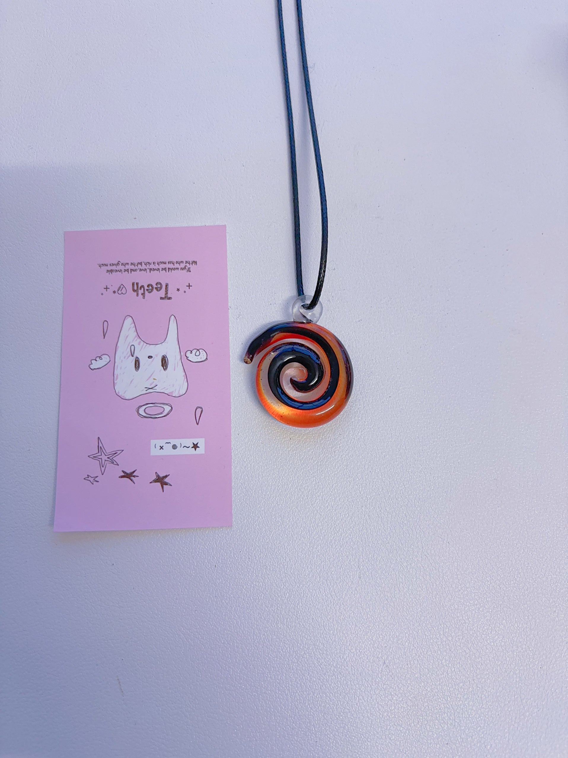 F2 Vintage red necklace, vintage glass necklace, non-fading handmade necklace, glass pendant necklace, design sense necklace, colorful necklace.