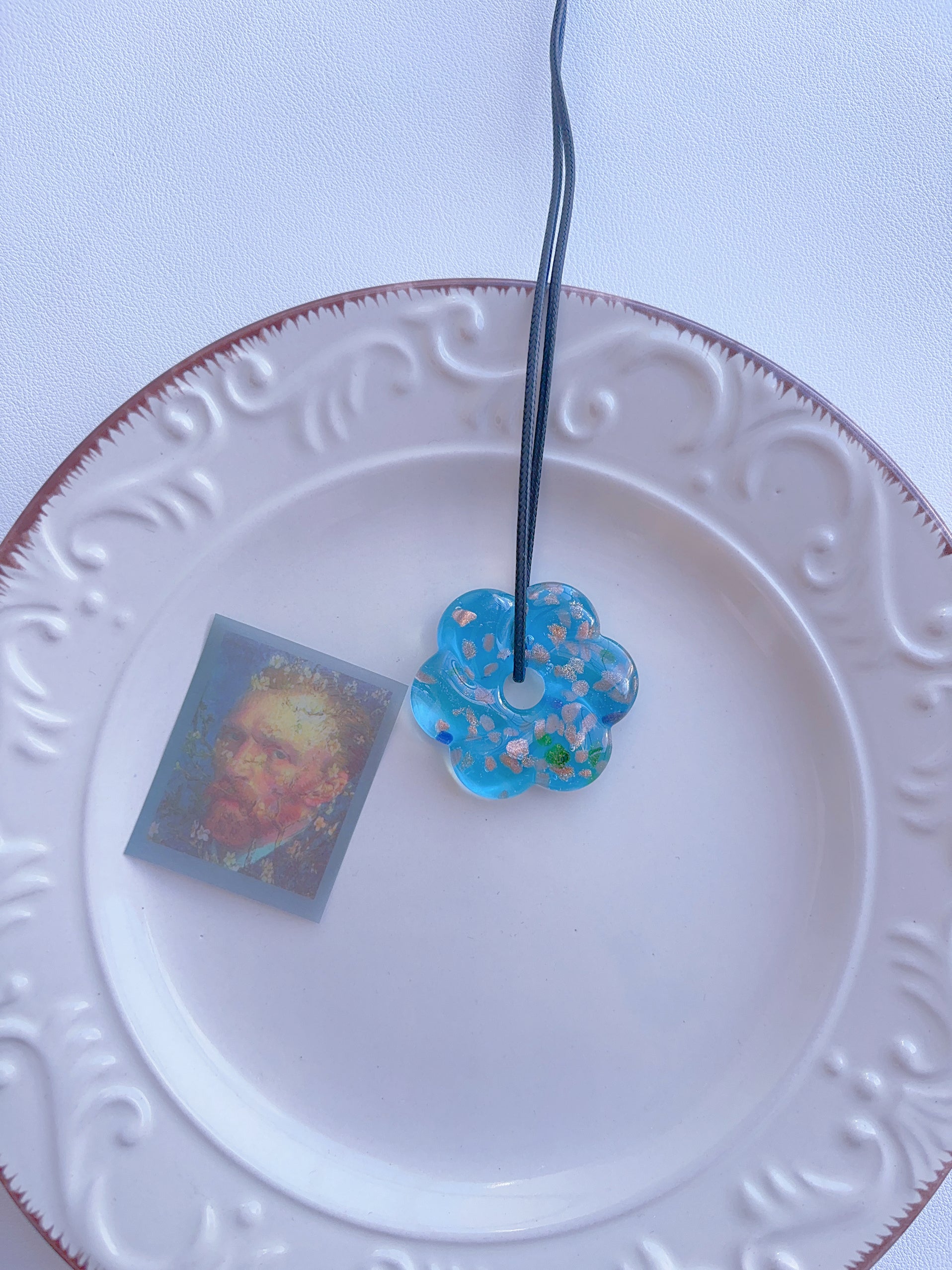 6 Vintage Necklace Dopamine Glass Necklace Baroque Necklace Pendant Vintage Leather Necklace Y2K Color Necklace