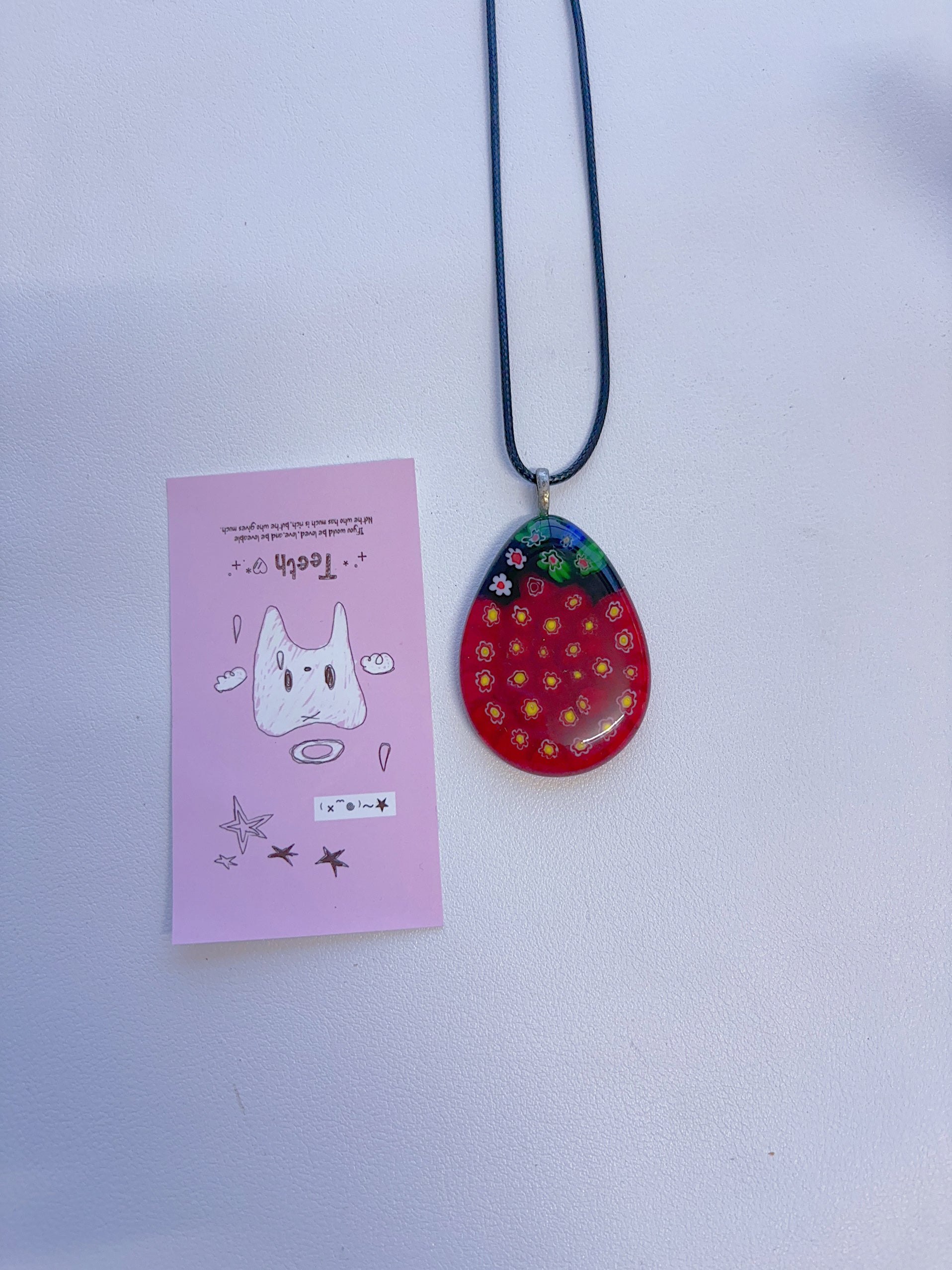 F2 Vintage red necklace, vintage glass necklace, non-fading handmade necklace, glass pendant necklace, design sense necklace, colorful necklace.