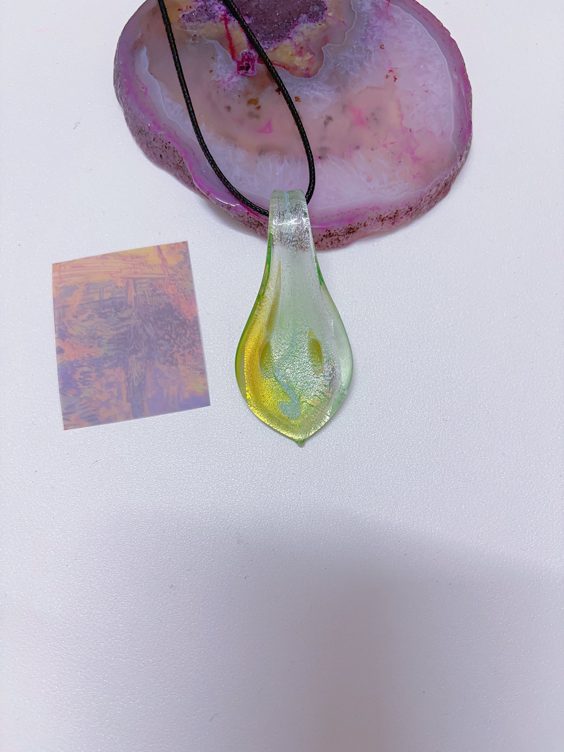 Island style blue glass pendant necklace, vintage nostalgic colorful art necklace, ins style niche design, one of a kind.