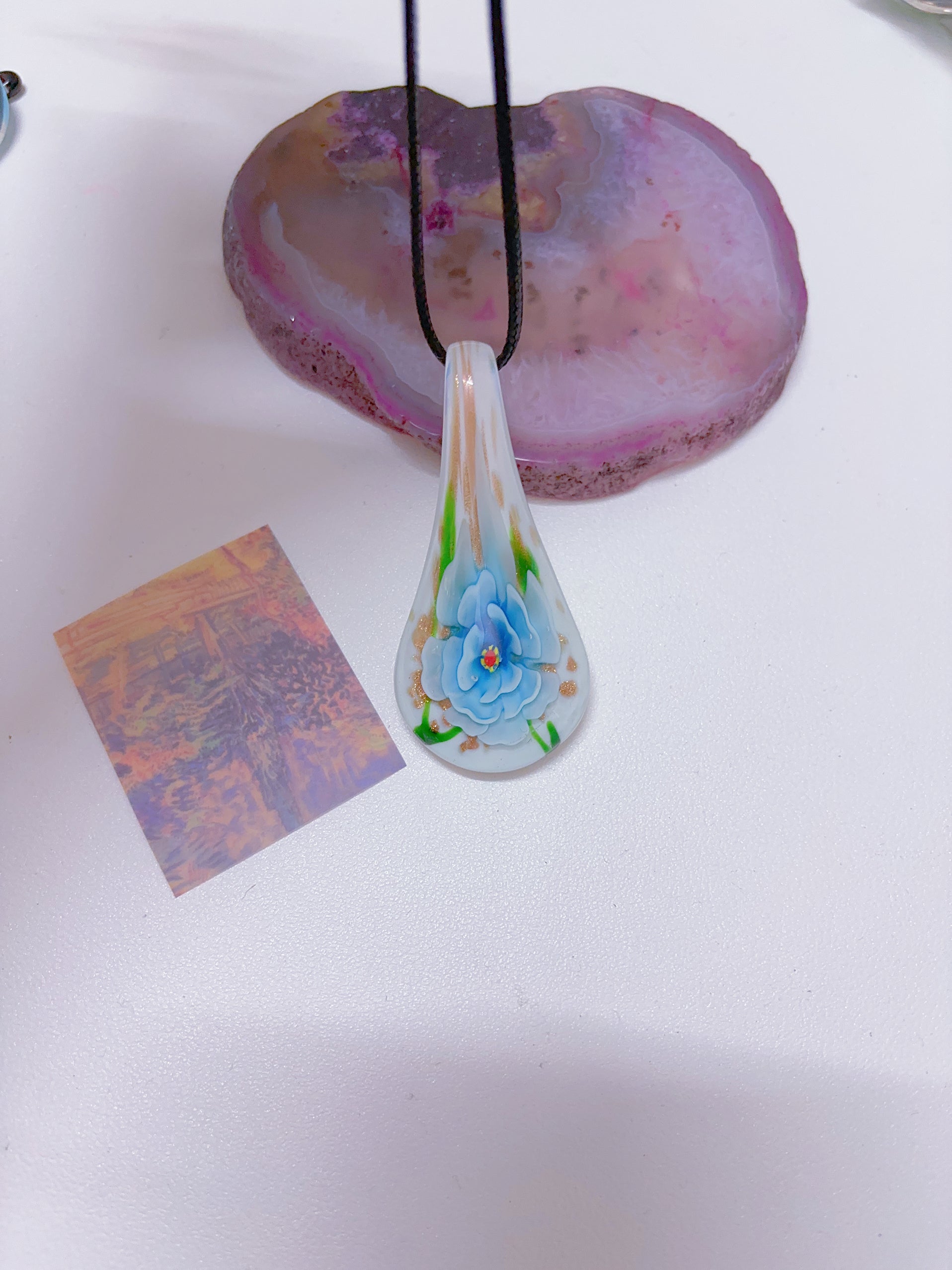 Island style blue glass pendant necklace, vintage nostalgic colorful art necklace, ins style niche design, one of a kind.