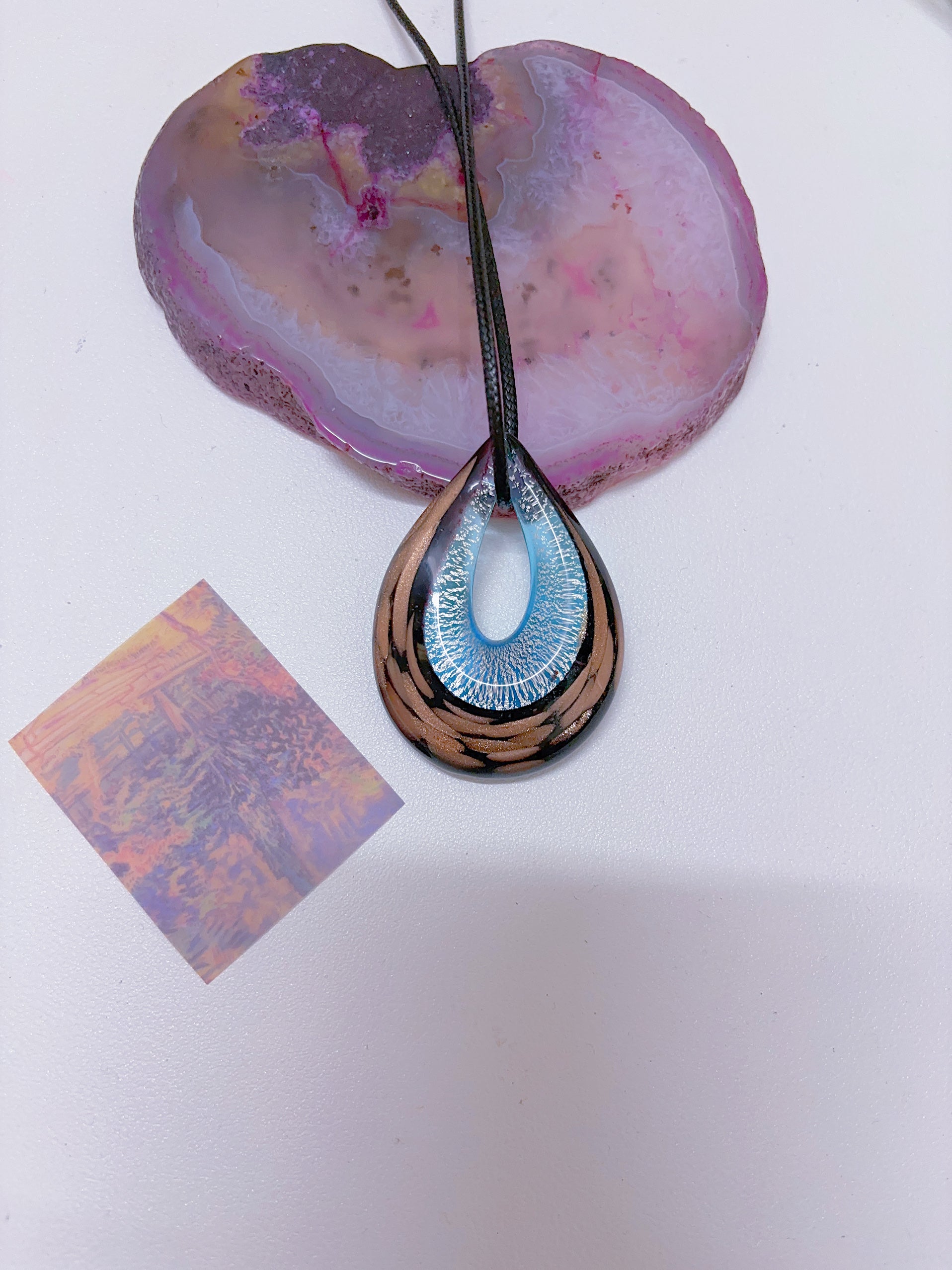 Island style blue glass pendant necklace, vintage nostalgic colorful art necklace, ins style niche design, one of a kind.