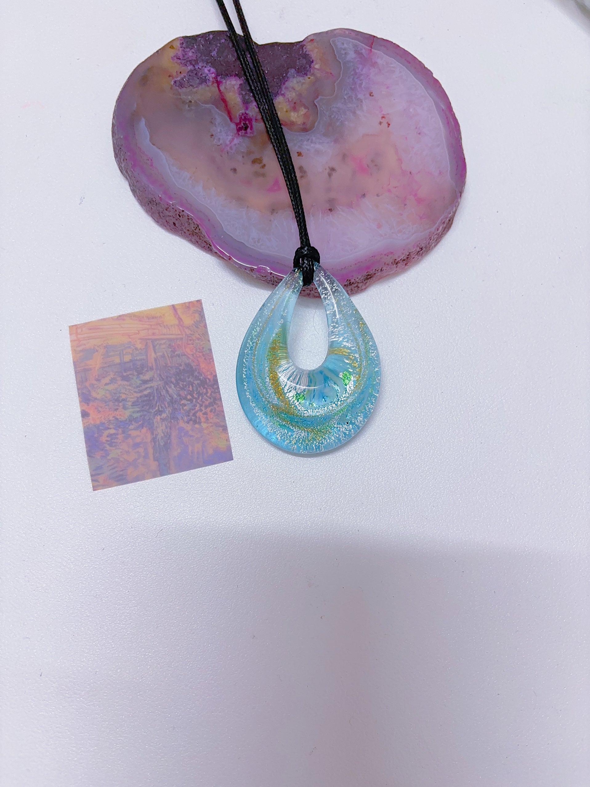 Island style blue glass pendant necklace, vintage nostalgic colorful art necklace, ins style niche design, one of a kind.