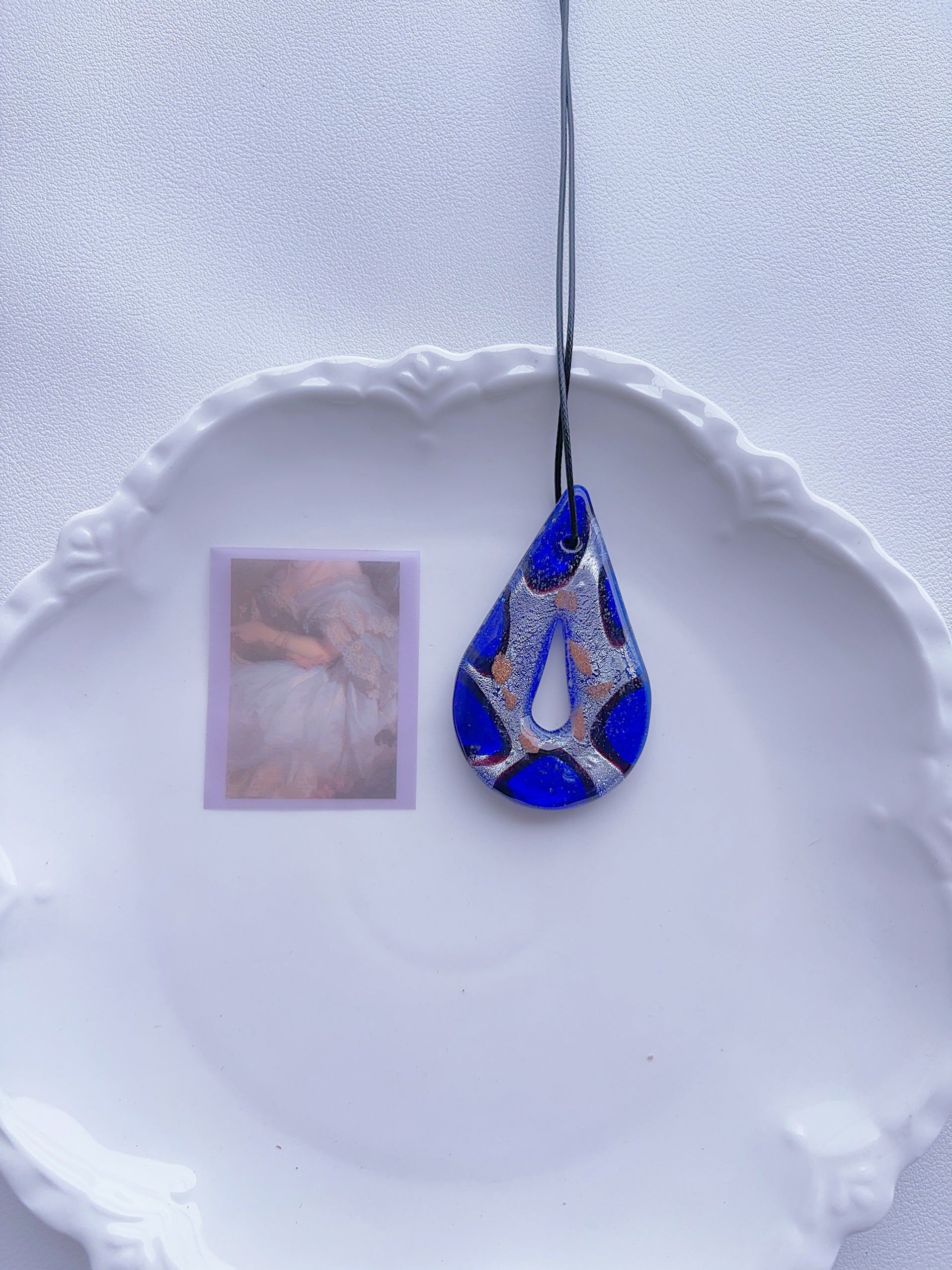 K4 new glass pendant glass necklace hand-made colorful versatile non-collision minority ins style non-fading necklace